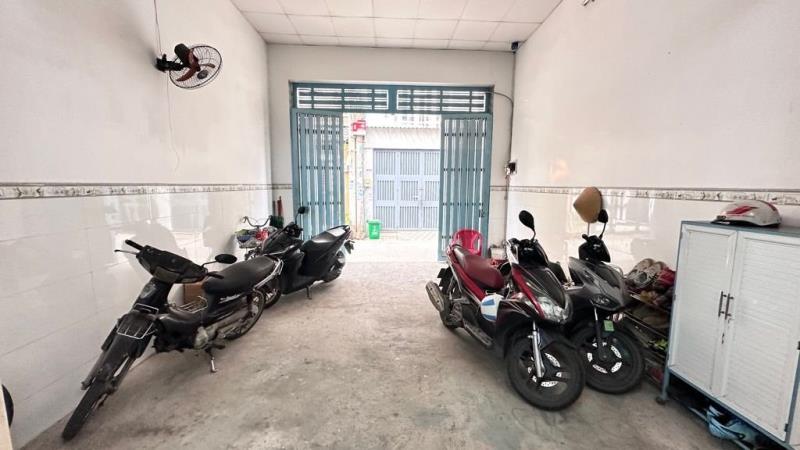 Bán nhà 3 tầng 4,5 x 23 hxt trần thị năm, gần dương thị mười - Ảnh 2
