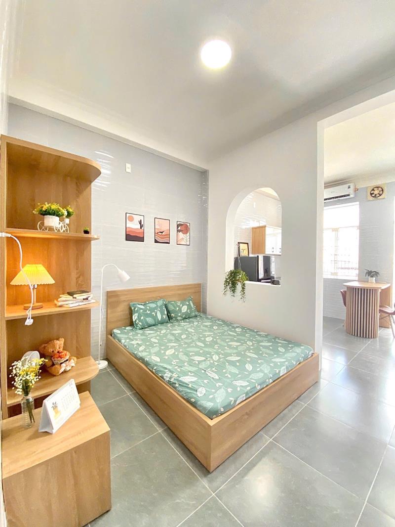 Thuê ngay căn hộ ban công full nội thất máy giặt riêng 40m2 ban công lớn đón nắng ngay thích quảng đức gần khu ẩm thực sầm uất phan xicha long giáp quận 1,3 khu an ninh tốt