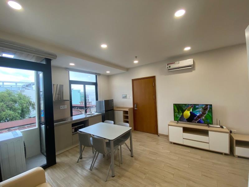 1 phòng ngủ ban công có sofa máy giặt riêng | nơ trang long bình thạnh  - Ảnh 2