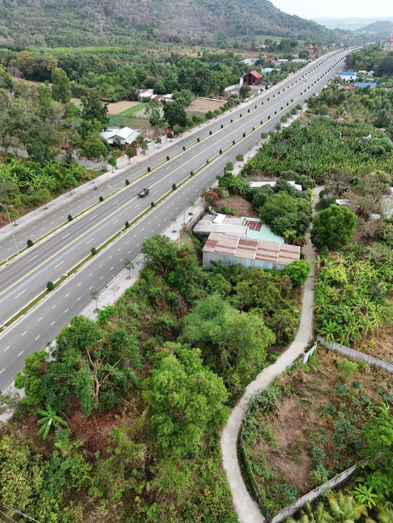 Chính chủ cần vốn làm ăn bán đất p.long hương 1541,4m2 giá chỉ 10.5 tỷ -lh 0935512366 - Ảnh 3