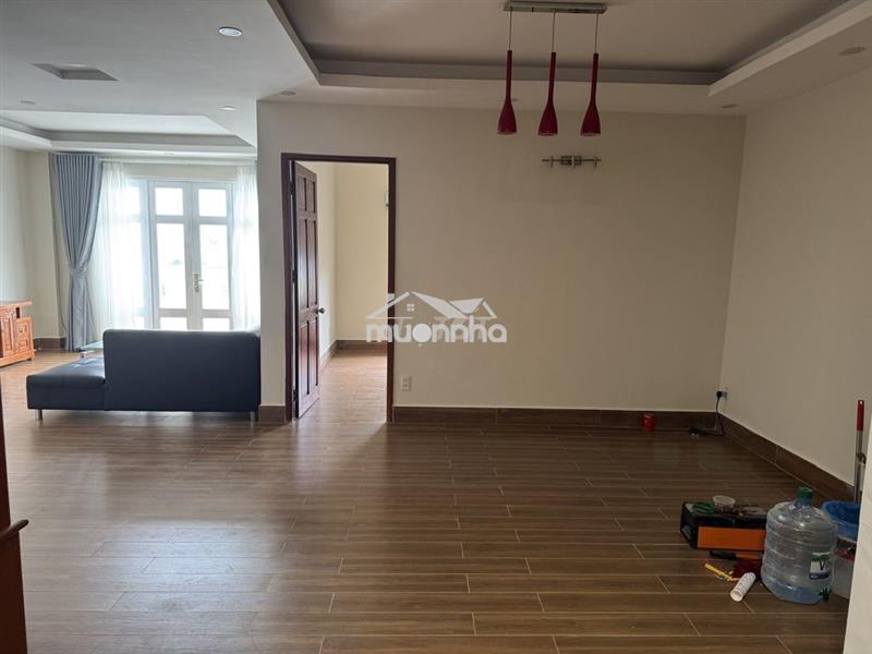 Chính chủ cần bán cc nguyễn kim q. 10, dt 56m2, 2pn nội thất mới, shr