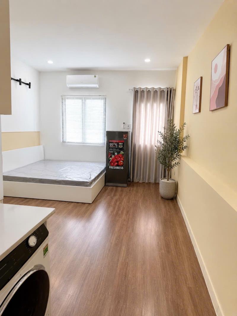 Cho thuê căn hộ bình thạnh - 35m2 - ban công - full nội thất - máy giặt riêng gần ngã tư hàng xanh