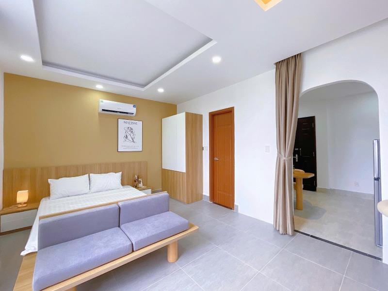 Cho thuê căn hộ 1pn hai bà trưng q1 - sát công viên lê văn tám - có ban công, máy giặt riêng, full nội thất - Ảnh 3