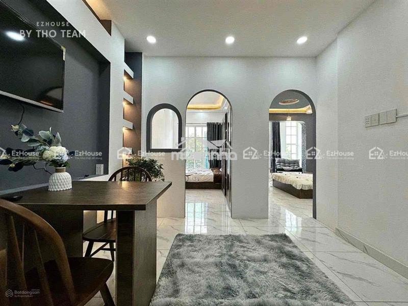 Siêu phẩm văn chung - 2pn tách bếp cực rộng, có ban công & sát nhà ga