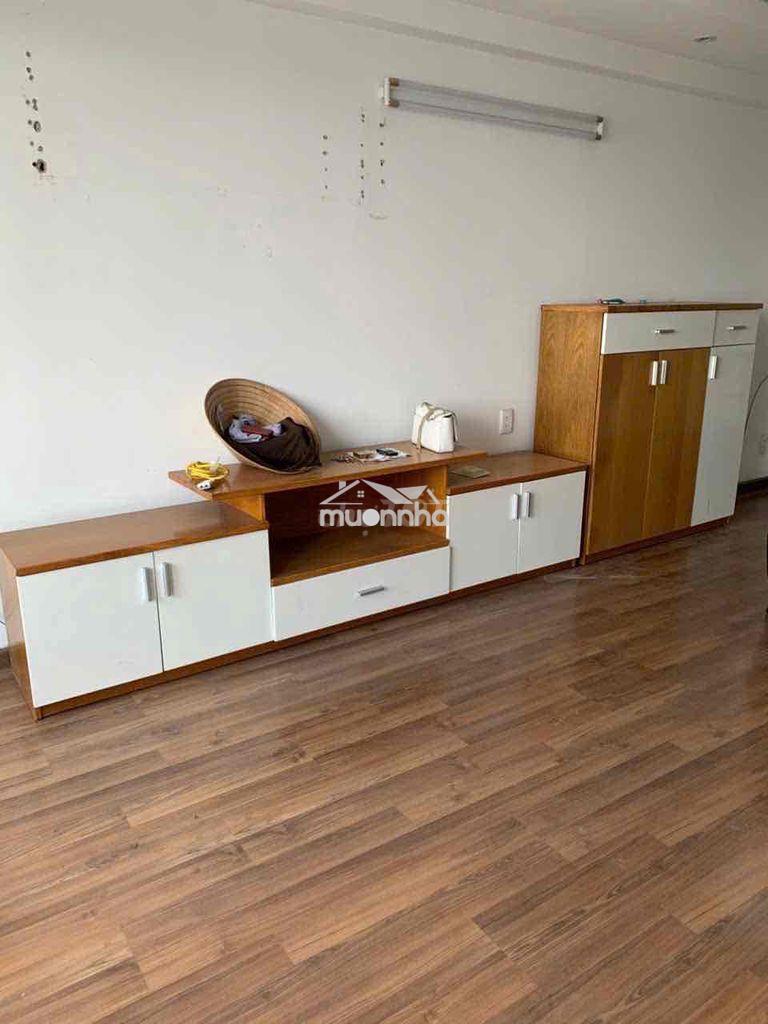 Bán căn hộ miếu nổi 52m phòng khách 1pn + 1wc + bancon
