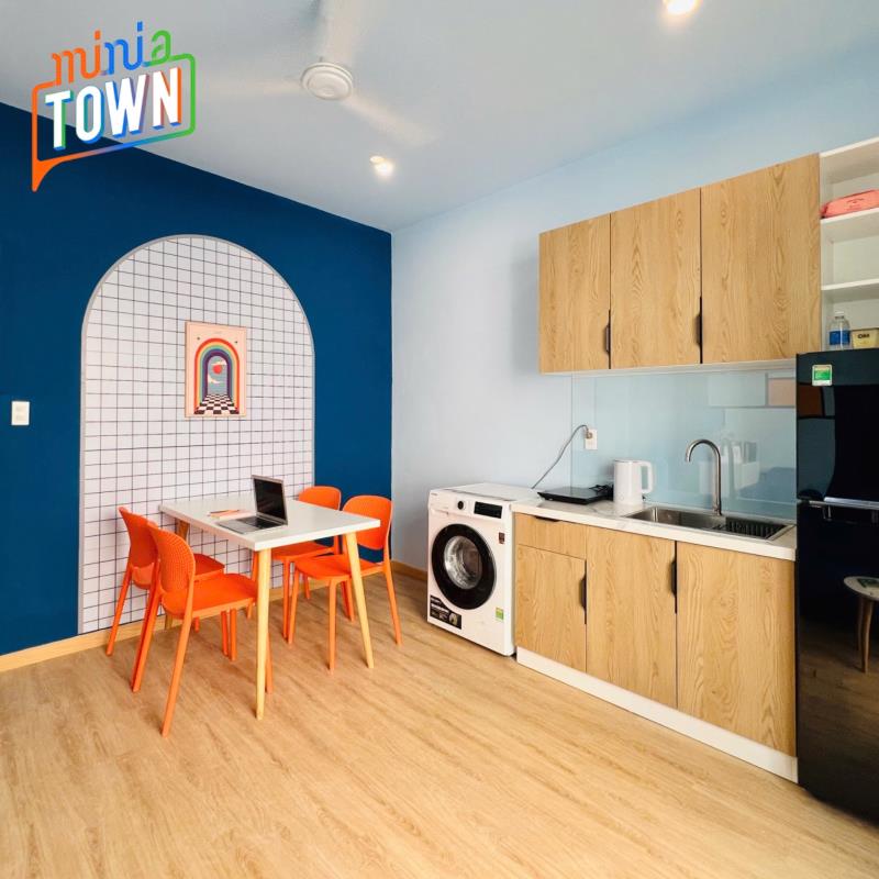 Cho thuê căn chung cư mini 2 phòng ngủ 70m2 full nội thất có ban công lớn ngay nguyễn công hoan gần khu ẩm thực phan xích long - cầu bông giáp quận 1,3 khu an ninh