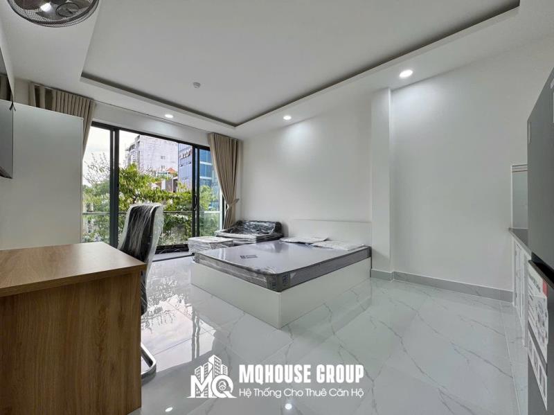 Cho thuê căn hộ studio phú nhuận 40m2 ban công lớn view thoáng, full nội thất, sofa, bếp riêng. đường nguyễn công hoan, sát bờ kè hoàng sa - trường sa, giáp quận 1, quận 3, bình thạnh, gần sân bay. - Ảnh 2