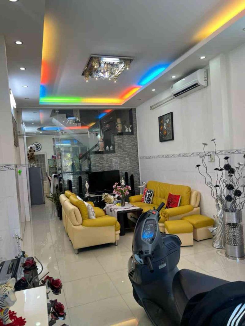 Hxh 4m hòa bình, 74m2, nhà nở hậu tài lộc, vào ở ngay, shr, chỉ 6.7 tỷ tl