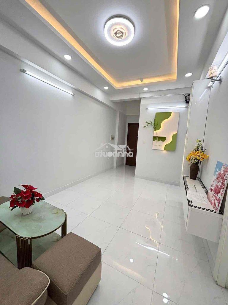 Nhà sạch sẽ thơm chung cư phú thọ q11 -62m2 căn góc ạ 3ty650 ở liền ko - Ảnh 2