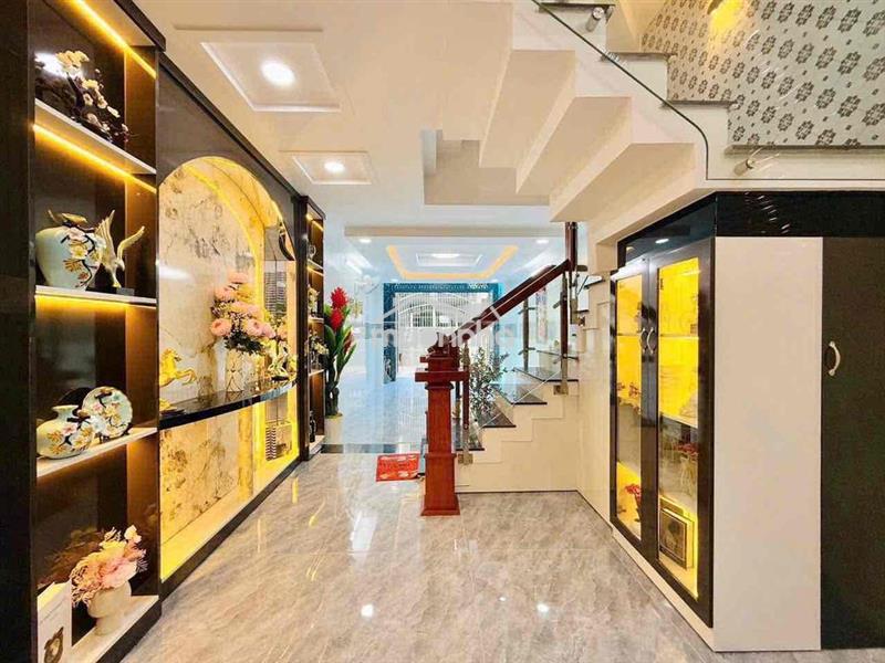 Phòng penthouse 55m2, phù hợp gia đình, bếp tách biệt