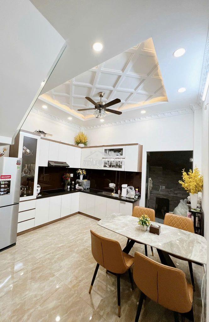 Nhà đẹp 4 tầng hẻm xe hơi huỳnh tấn phát - Ảnh 4
