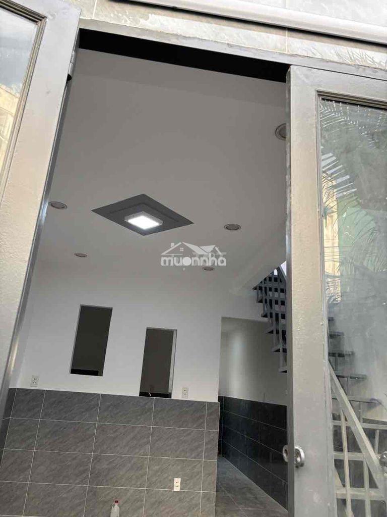 Nhà (mới ) cho nguyên căn giá 5tr5 ở chân cầu long kiểng nhà bè - Ảnh 2