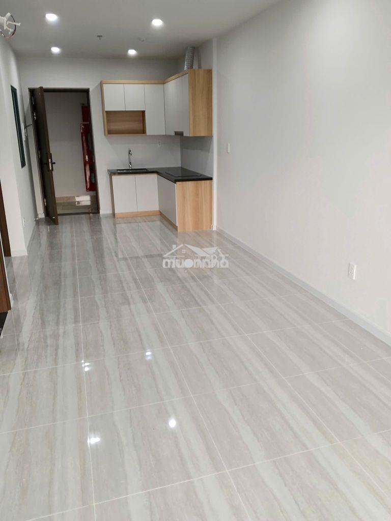 Làm ở cảng long bình q9, nên thuê căn hộ chỉ 5,2 triệu/tháng