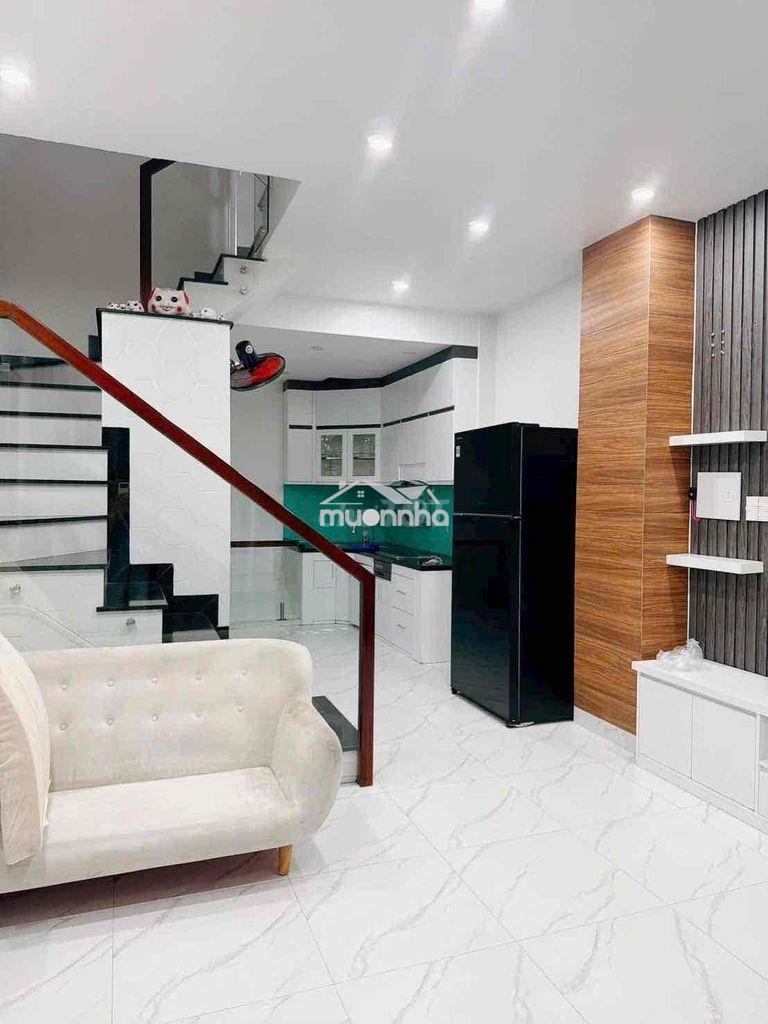 Chính chủ cho thuê nhà ngay aeon 4x11m đúc 4 tấm sẳn nội thất