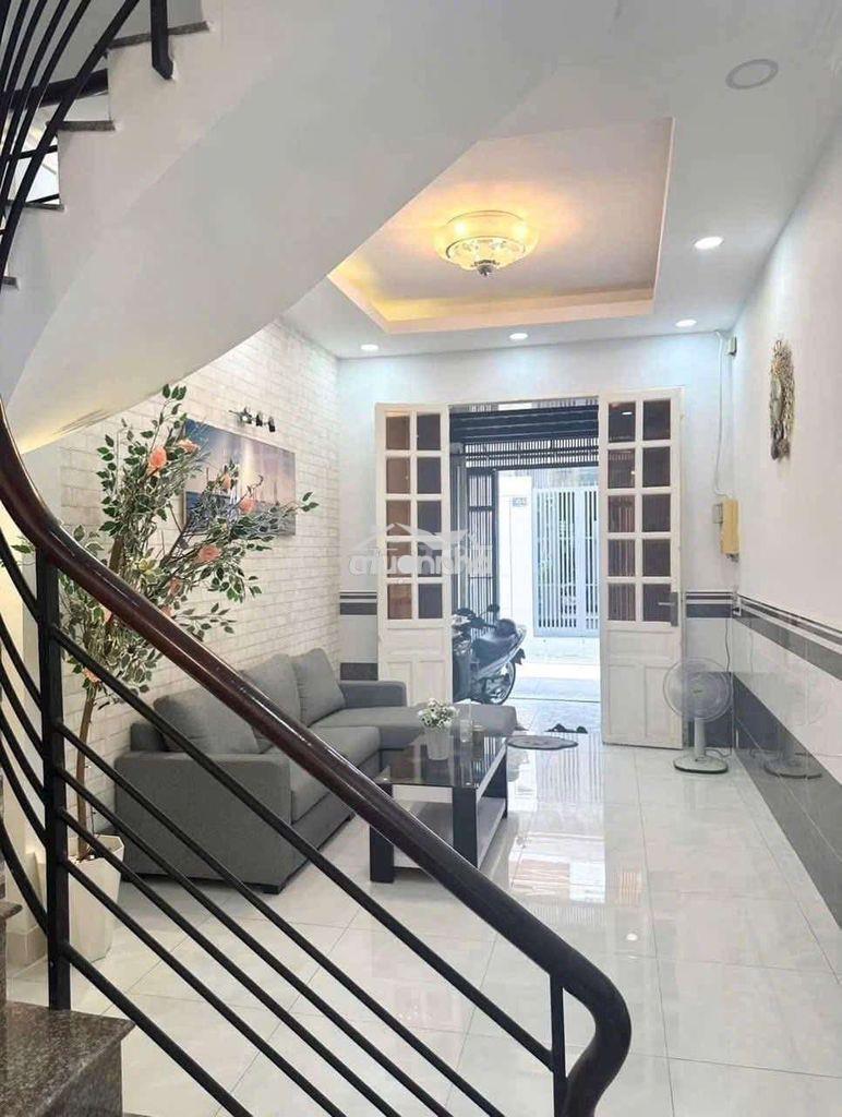 Nhà đẹp nguyên căn xe hơi đổ cửa đường phạm thế biển p5 q8 - Ảnh 3