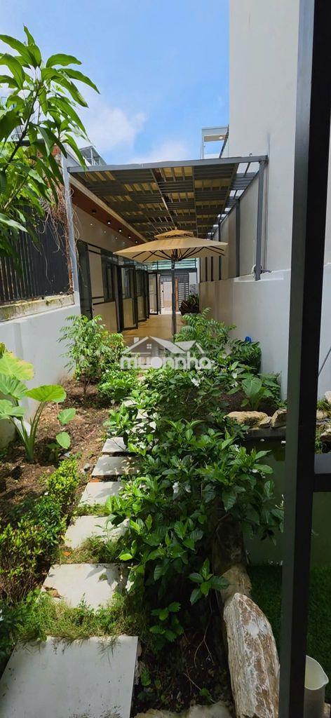 Nhà riêng có sân vườn rộng sát kdc anh tuấn – giáp quận 7