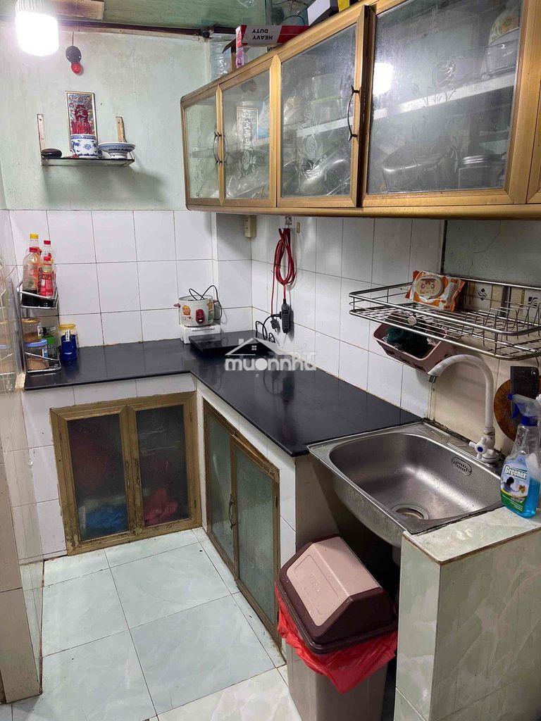 Cần pass lại nhà nguyên căn q6 giá thuê 5tr điện nước nhà nước - Ảnh 2