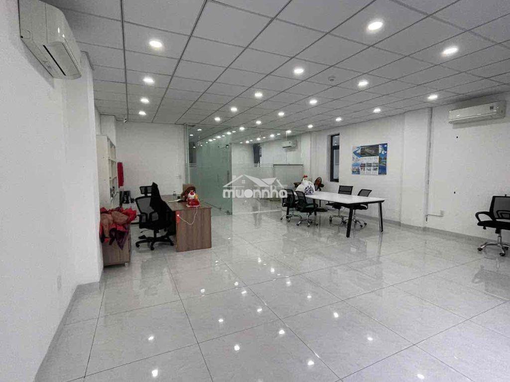 Văn phòng tầng 3 7x15m sàn, full nội thất văn phòng, view công viên - Ảnh 2