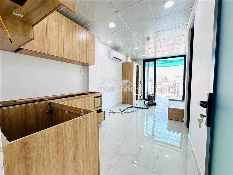 Cho thuê phòng penthouse - đầy đủ nội thất - thang máy tận phòng