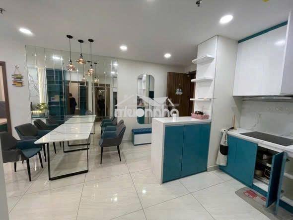 Cho thuê căn hộ park legend , 2pn ,2wc, 72m2 , full nội thất ,18 triệu
