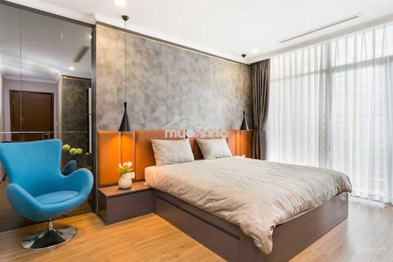 Cần cho thuê nhanh căn hộ cc oriental plaza, dt: 105m2, 3 pn, 3wc.