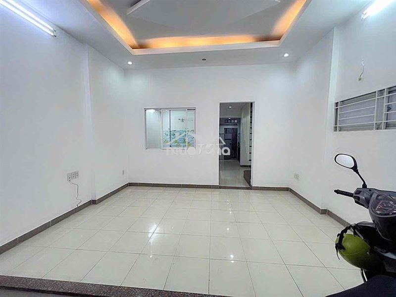 Cho thuê nhà nguyên căn 5 x 10m 1t 1l thích quảng đức phú nhuận.