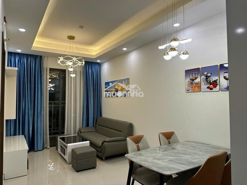 Q7 riverside cho thuê căn 2pn có máy lạnh, máy nước nóng, rèm, ở liền