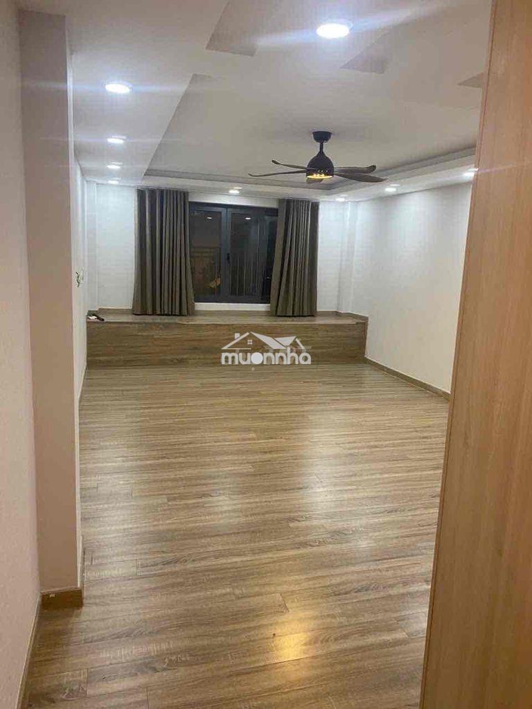 60m², 5.5tr, full nội thất, gần đh, siêu thị, chợ, ở mặt tiền đường 20