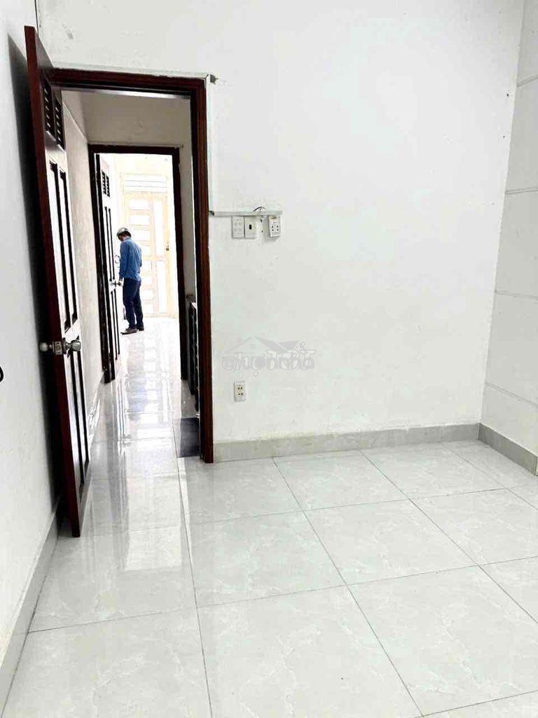 Nhà rộng 50m2 1lầu 2pn 2wc gần chợ phạm văn bạch - Ảnh 3