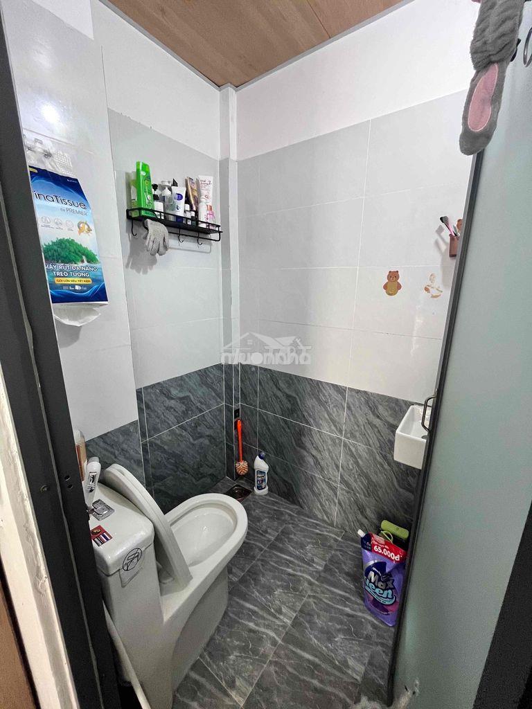 Phòng trọ có ban công nguyễn tri phương quận 10 - Ảnh 4