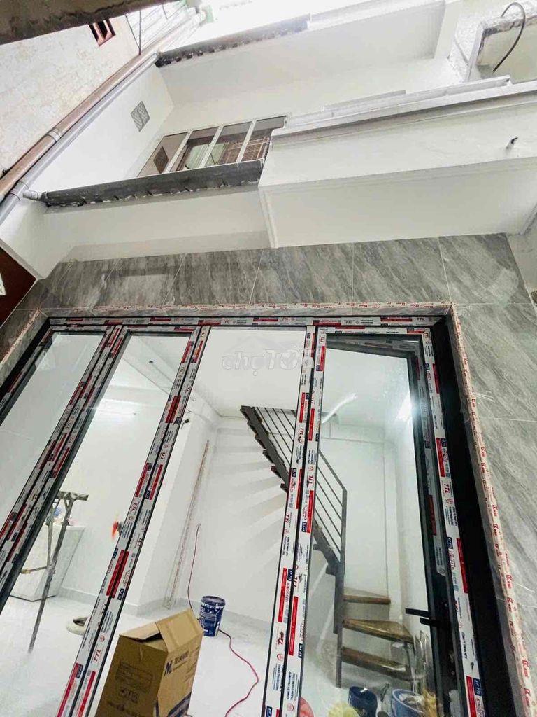 Nhà mới cạnh mt lý thái tổ quận 10 24 m² 4 tầng 2 pn - 14 tr