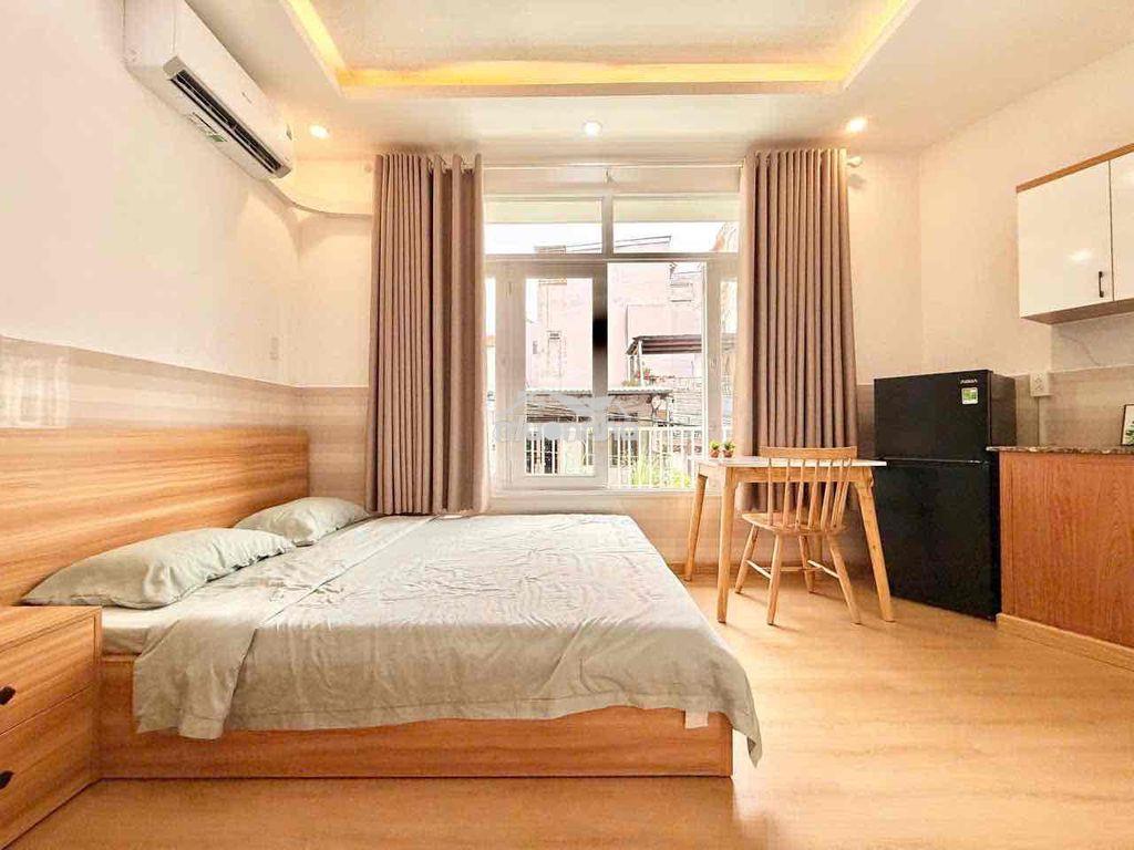 Siêu phẩm studio bancon full nội thất, ngay trung tâm q4 - Ảnh 2