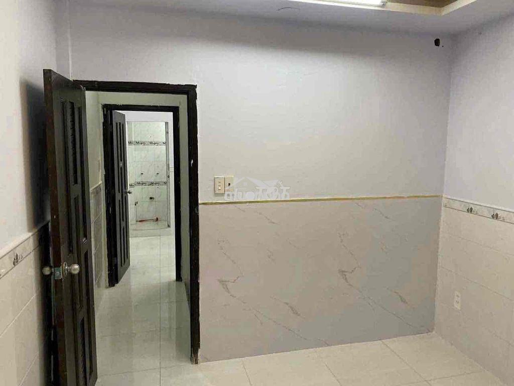 Q11 hoà bình-2pn/2wc 6,5tr - Ảnh 3