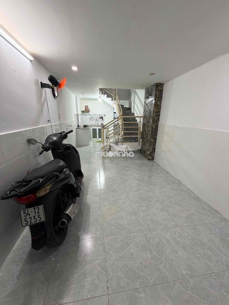 🅾️🅾️🅾️ Bán nhà chính chủ 3m x 11m. 1 lầu. 2pn. đường nguyễn thị thập q7