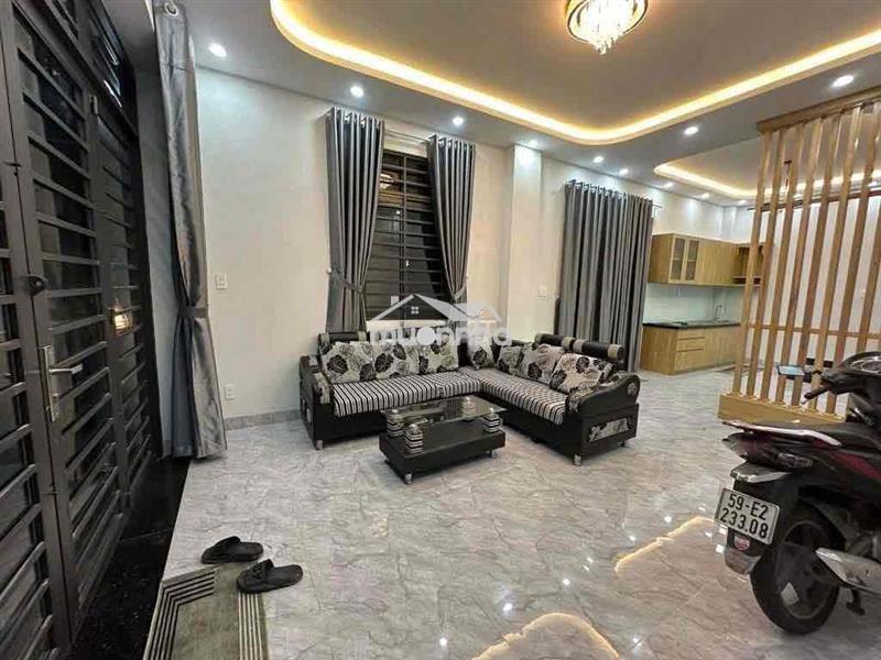 Cho thuê nhà nguyên căn 2pn 3wc sát phan xích long