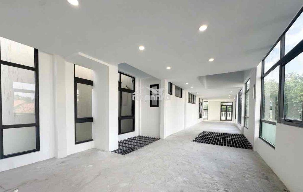 Cho thuê nhà mặt tiền tú xương, xuân hòa, 163,8m², 3 tầng có thang máy - Ảnh 3