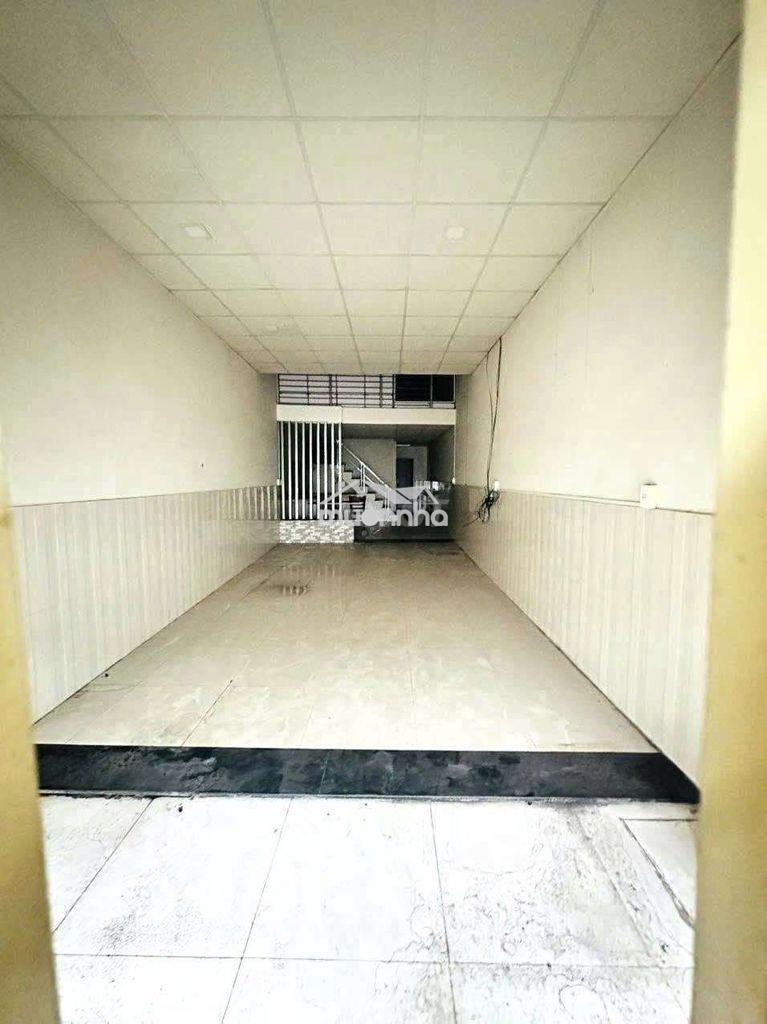 Cho thuê nhà nguyên căn hẻm 8m văn cao 4x20m giá 8tr