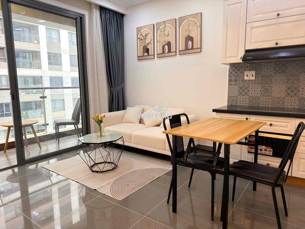 Căn hộ 2 phòng ngủ 70m2 the gold view - Ảnh 2