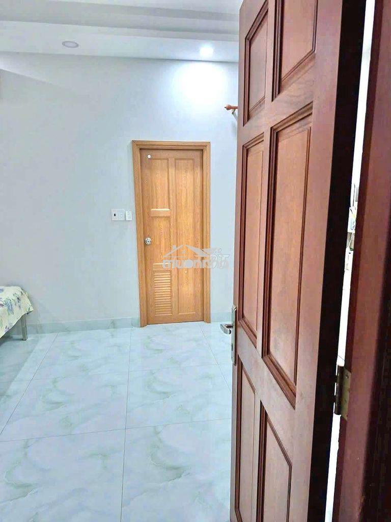 Nhà 6-15m trệt 3 lầu có sân thượng 15tr - Ảnh 2