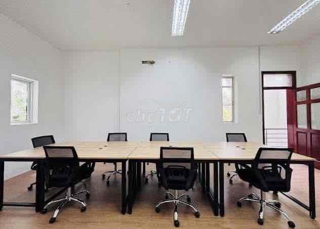 Cần cho thuê văn phòng giá rẻ 5tr/tháng 80mtại mặt tiền pham vân đồng - Ảnh 2
