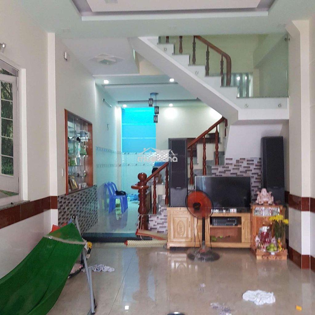 Nhà hẻm ôtô khu vực an ninh dân cư đông đúc gần chợ bệnh viện - Ảnh 2