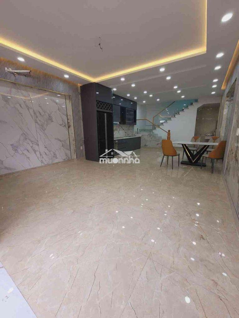 Chủ cần tiền  nhà đẹp 128m2 full nội thất song hành trung mỹ tây