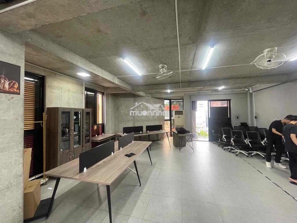 Mtkd sàn vp góc 2 mt đường hoàng quốc việt - Ảnh 2