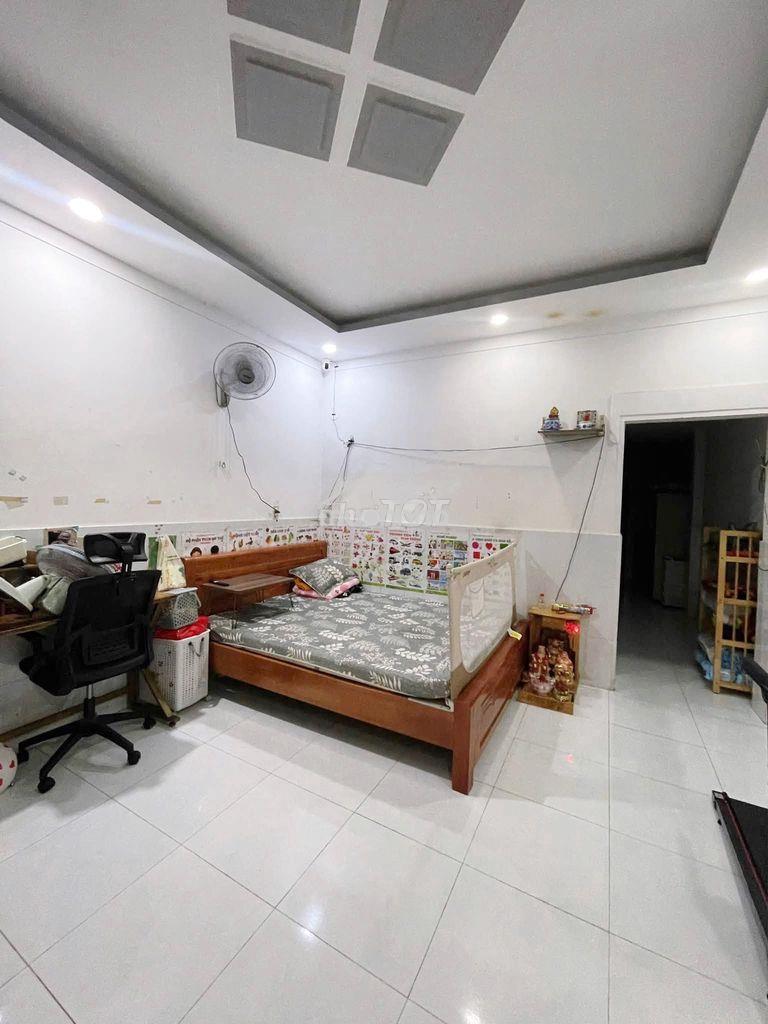 Cho thuê nhà còn mới giá rẻ gác suốt hẻm đường lê văn khương q12 - Ảnh 4