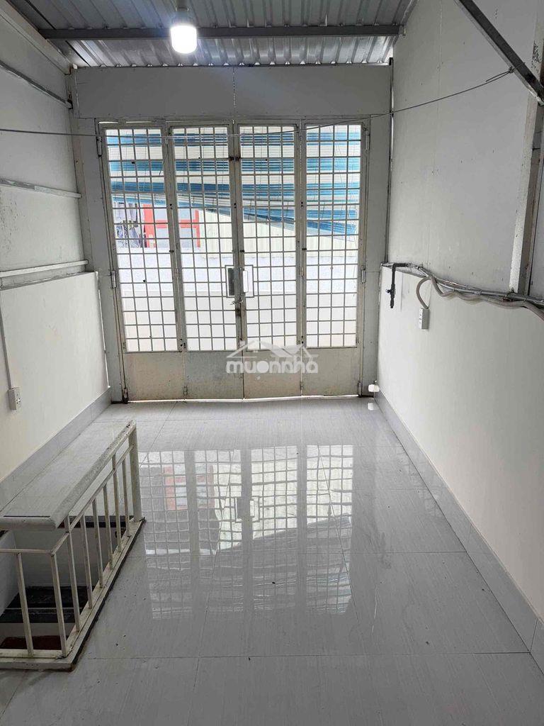 Nhà bán lý thái tổ quận10  full kết cấu ngay chợ chuồng bò - Ảnh 2