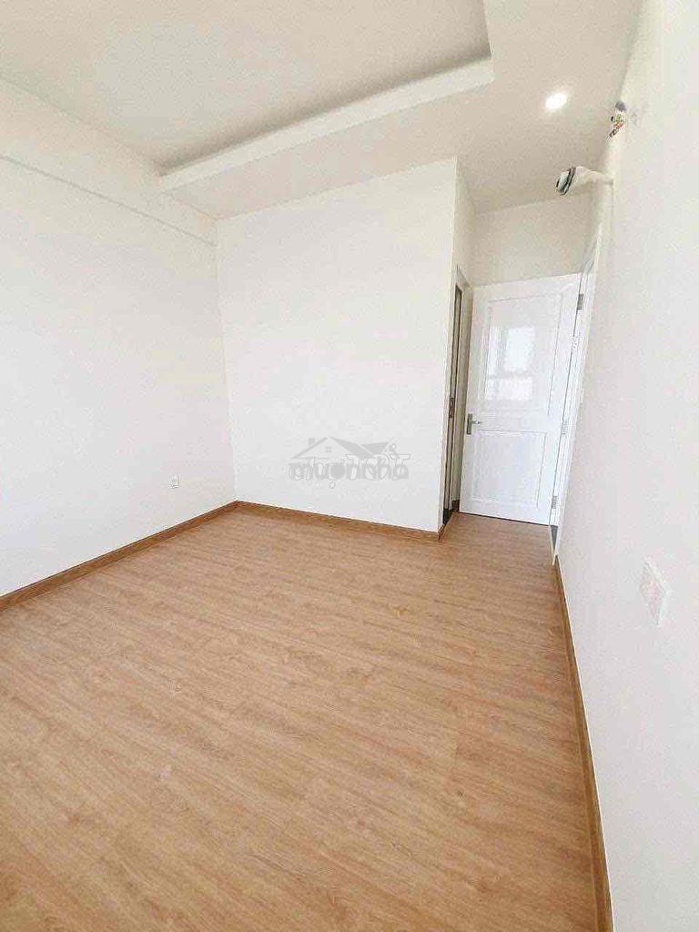 Cho thuê ch moonlight boulevard, 77m2 2pn 2wc, nội thất cơ bản - Ảnh 2