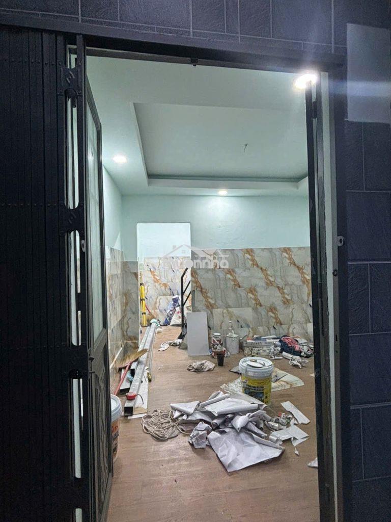 Nhà cần bán gấp - Ảnh 2