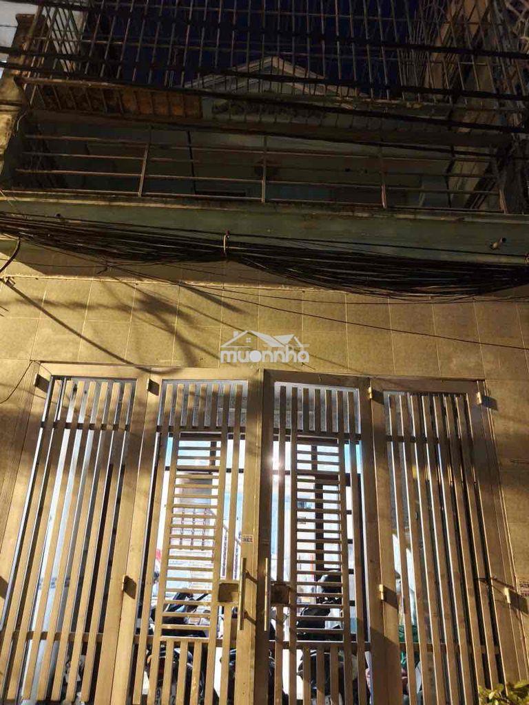 Nhà rộng 4*16m 1lầu 3pn 2wc hxh phan huy ích
