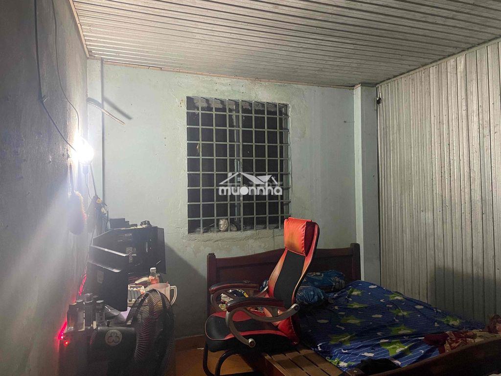 Nhà cấp 4 đang vay ngân hàng cần bán gấp để về quê - Ảnh 3
