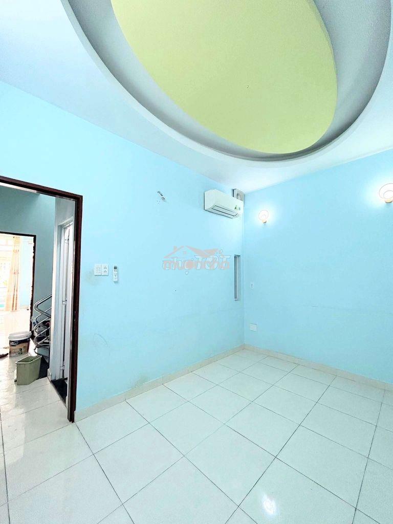 Hẻm tải nhà đẹp 3 tầng sân thượng hẻm xe hơi giao ngay - Ảnh 3